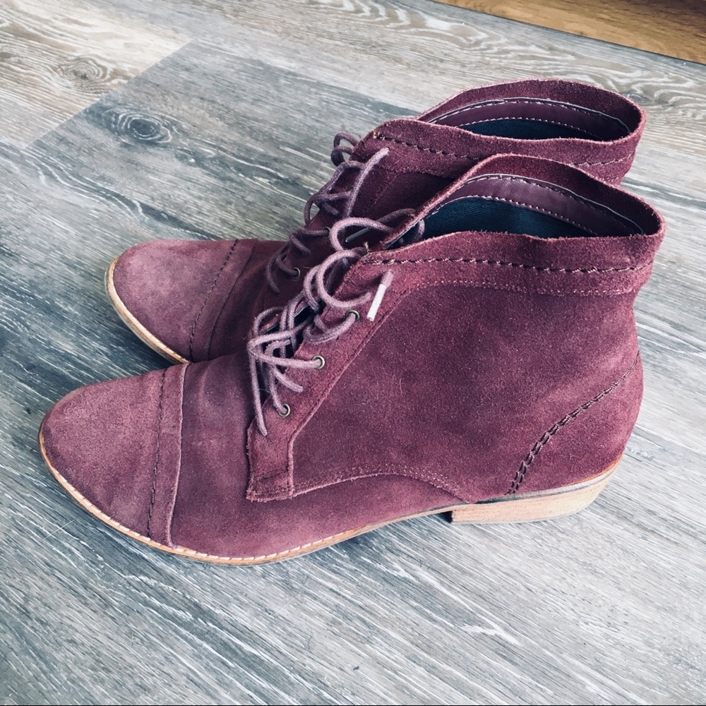 Dolce Vita Suede Boots